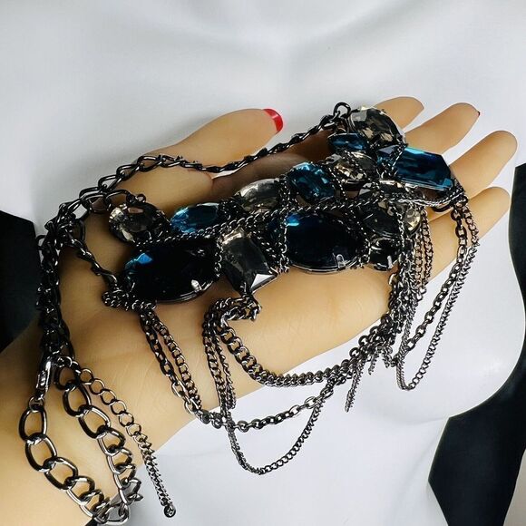 GLAMOROUS Gothic Dramatic Necklace Gun Metal Glass Acrylic Dangling Chains - Picture 11 of 13